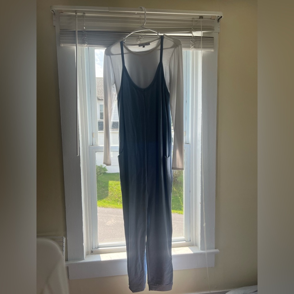 Sincerely Jules Blue and White Ensemble